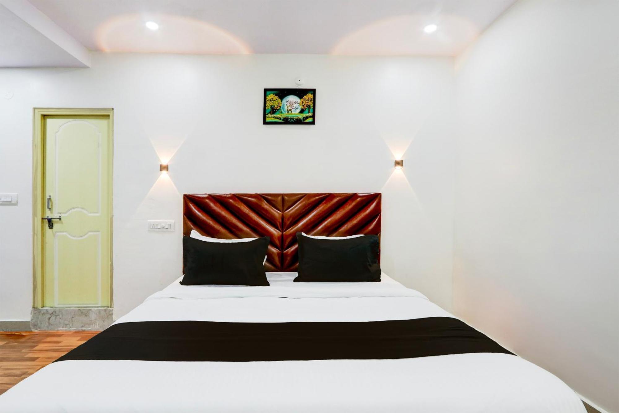 Hotel O Rms Grand Patancheru ภายนอก รูปภาพ