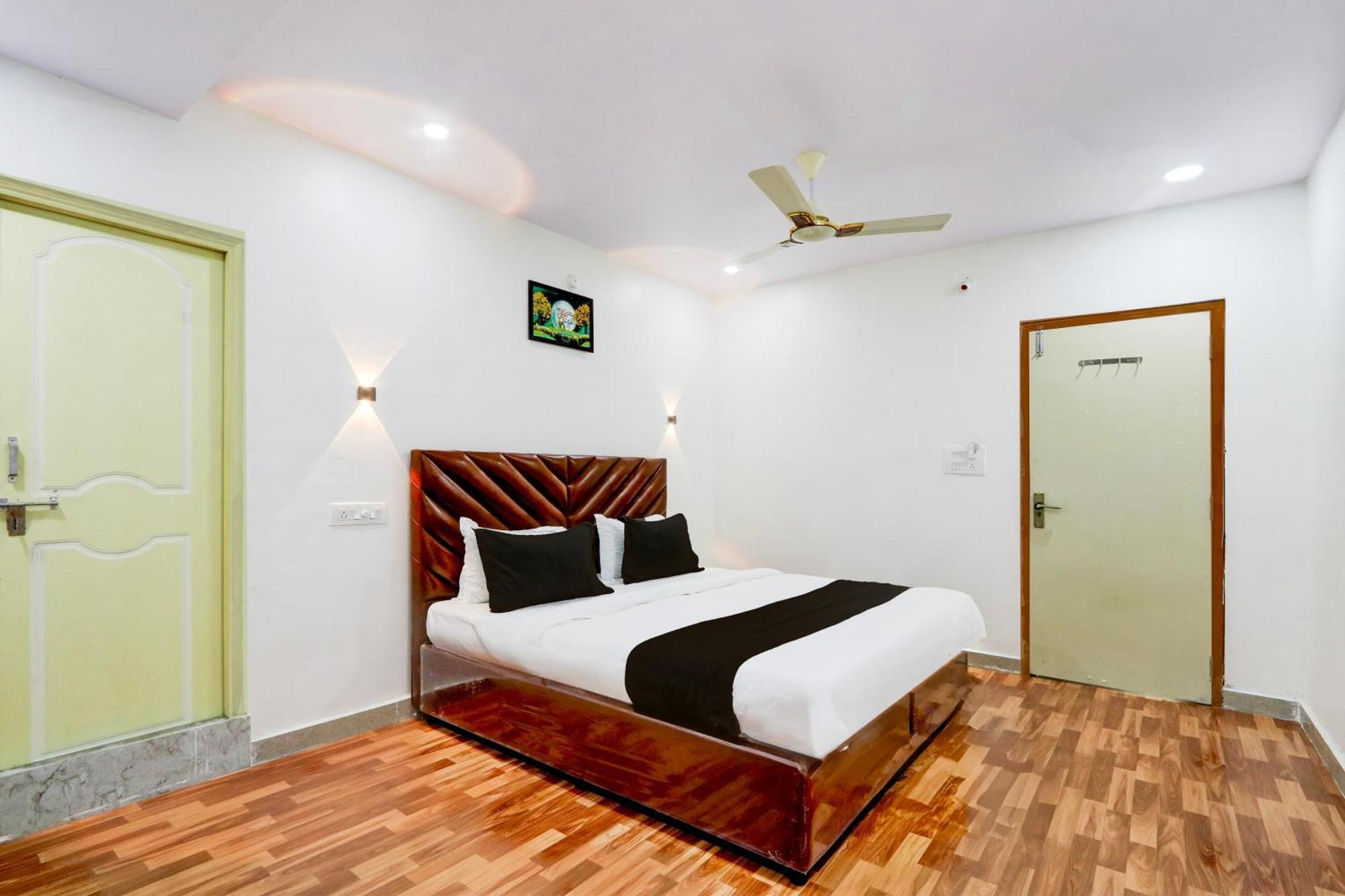 Hotel O Rms Grand Patancheru ภายนอก รูปภาพ